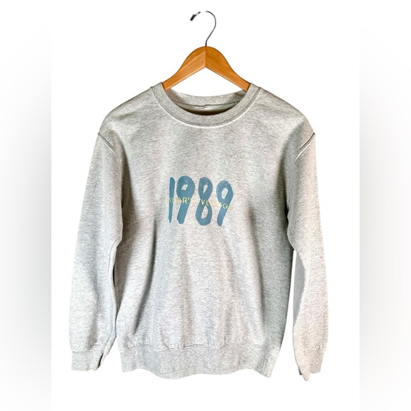 Taylor Swift Sweaters - Taylor Swift Spotify Fans First Heather Gray 1989 (Taylor's Version) sweatshirt